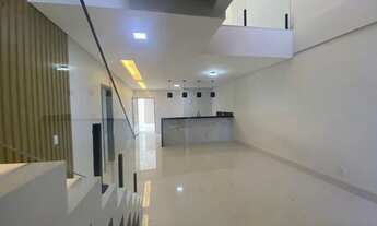 Imagem 2: Casa no Condomínio Sol Nascente #4 dormitórios, sendo duas suítes(uma com closet e escritó