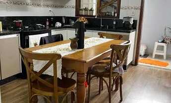 Imagem 2: Casa para venda tem 198 metros quadrados com 3 quartos em Munhoz Júnior - Osasco - SP