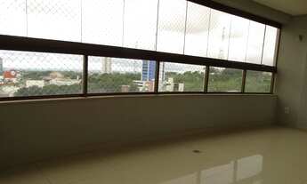 Imagem 4: Excepcional, com 114 m2 extremamente funcional, ótima varanda com linda vista, e 3 garage