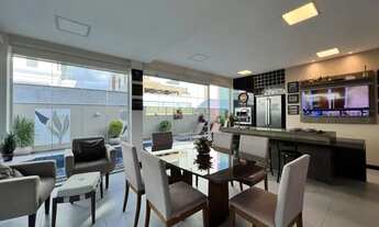 Imagem 5: Casa de condomínio para venda tem 316 metros quadrados com 4 quartos