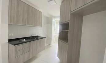 Imagem 4: Apartamento para aluguel e venda possui 62 metros quadrados com 2 quartos