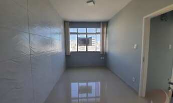 Imagem 7: Apartamento para venda possui 57 metros quadrados com 1 quarto em Centro - Florianópolis