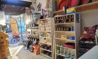 Imagem 2: Repasso Pet Shop no meio da feira