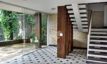 Imagem 2: Linda casa início da Júlio Otoni - várias possibilidades! - com piscina e ótimo terreno po