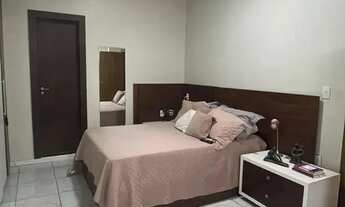 Imagem 6: Conjunto dos Subtenentes - Flores