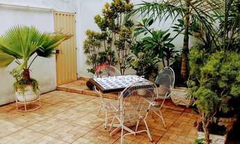 Imagem 2: Casa em Rua Radeck Muzzi - Santa Amélia - Belo Horizonte/MG