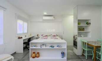 Imagem 4: Charmoso Loft com 1 dormitório para locacao e venda, 38 m² - Chácara das Pedras - Porto Al