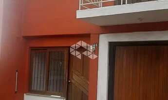 Imagem: Casa com 03 dormitórios à venda no bairro