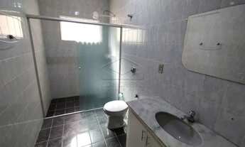 Imagem 6: CASA AMPLA PRÓX A PRAÇA DA HÍPICA COM EDÍCULA