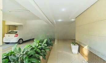 Imagem 2: Apartamento à venda em Petrópolis com 140 m², 2 quartos, 1 suíte, 2 vagas