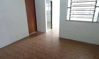 Imagem: Casa 3/4 na pedreira - próx. Marquês de