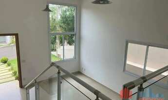 Imagem 4: Casa de Condomínio para Aluguel em Vinhedo (Pinheirinho) 3 suítes, 230 m², acabamento em