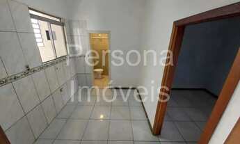 Imagem 6: Casa com 02 dormitórios na Rua Cel. Neves Bairro Medianeira Porto Alegre RS