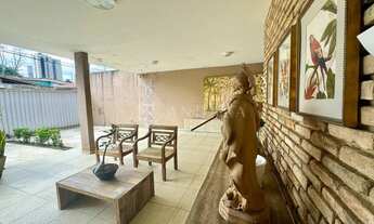 Imagem 4: Imperdível] Belíssima e ampla casa à venda no bairro do Farol - 5 quartos (3 suítes