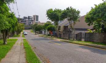 Imagem 6: Lindo Sobrado Triplex no Bairro Seminário 3 Quartos, 2 Suítes, Alto Padrão