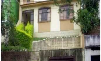 Imagem 2: Sobrado para Venda - 240m², 3 dormitórios, sendo 1 suites, 1 vaga - Partenon