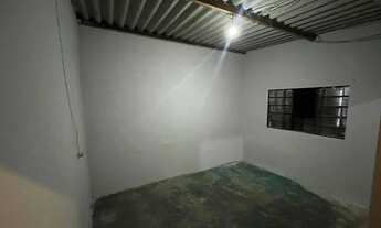 Imagem 3: VENDE-SE CASA Casa com 2 dormitórios