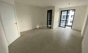 Imagem 4: Apartamento NOVO com 3 dormitórios, sendo 1 suíte, mais 1 banheiro social, sacada c/ churr