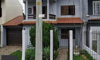 Imagem: Sobrado, 3 quartos, 2 vagas, pátio com