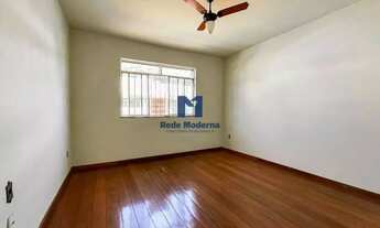 Imagem 3: Imóvel para venda com 220 metros quadrados com 3 quartos em Democrata - Juiz de Fora - MG