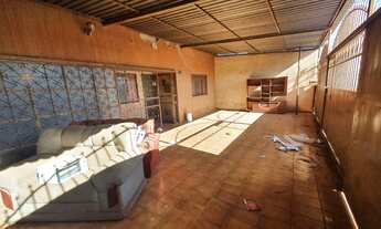 Imagem 5: Setor Oeste QD 25, 3quartos, laje lote 275m² para reforma R$ 350.000