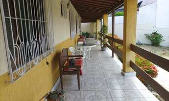 Imagem 7: Ótima casa com 250m² útil em terreno de 750m², 4/4 sendo 2 suítes, gabinete, 2 dependência