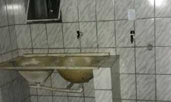 Imagem 4: Casa para venda e locação com 185 metros quadrados com 4 quartos em Centro - Campina Grand