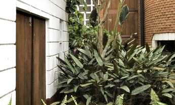 Imagem 4: Casa de condomínio para venda tem 557 metros quadrados com 6 quartos