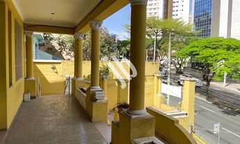 Imagem 4: Lourdes Casarão clássico com 450 m²