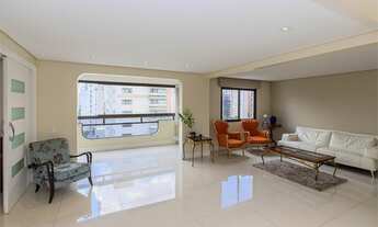 Imagem 3: Apartamento para venda possui 200 metros quadrados com 4 quartos em Moema - São Paulo - SP