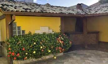 Imagem 2: Casa Duplex com 360 m² e 4 quartos (sendo 1 suíte) em Piratininga - Niterói - RJ