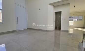 Imagem 6: Casa de condomínio sobrado para venda possui 303 metros quadrados com 4 quartos