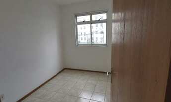 Imagem 4: Excelente Apartamento 1º andar / Bloco 07 Cond. Recanto do Bosque 01 - Água Limpa