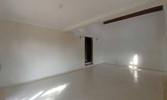 Imagem 7: Casa de condomínio sobrado para aluguel tem 260 metros quadrados com 4 quartos