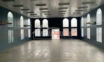 Imagem: Galpão Manaus - 558,96 m² - Petrópolis