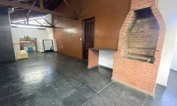 Imagem 5: Casa para aluguel com 110 metros quadrados com 4 quartos em Jardim Glória - Juiz de Fora