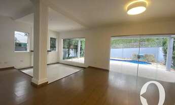 Imagem 2: Casa com 4 dormitórios, 330 m² - venda por R$ 2.100.000 ou aluguel por R$ 12.350/mês - Alp