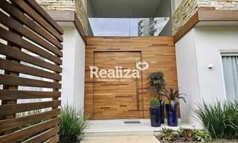 Imagem 2: Casa de condomínio Santa Monica Jardins para venda tem 850 metros quadrados com 5 quartos