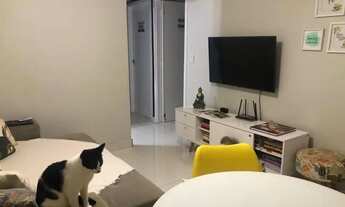Imagem 2: Apartamento com armários