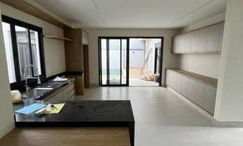 Imagem 5: Casa de condomínio térrea para venda possui 190 metros quadrados com 3 quartos