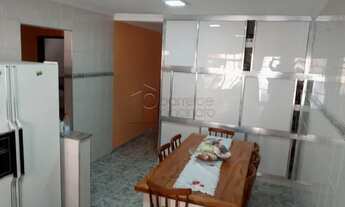 Imagem 2: Casa Padrão em Jundiaí