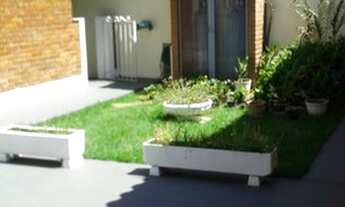 Imagem 6: Sobrado para venda com 390 metros quadrados com 5 quartos