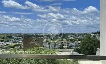 Imagem: Sobrado no Condomínio Residencial Alphaville