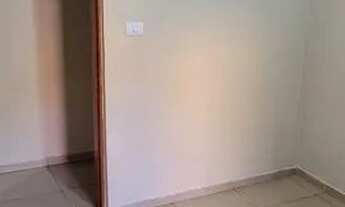 Imagem 2: Casa de aluguel Quarto com aluguel por R$980 /mês