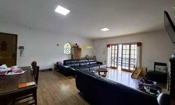 Imagem 3: Casa para Venda em Teresópolis, Cascata do Imbuí, 4 dormitórios, 1 suíte, 2 banheiros, 2 v