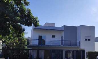 Imagem: Casa em Condomínio com 3 Unidades Independentes