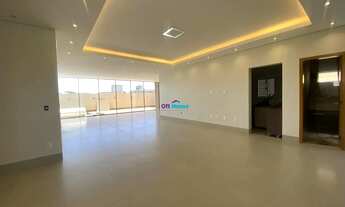 Imagem 4: Belíssimo sobrado à venda possui 378 m2 com 4 suítes 1 master em Jardins França Goiânia GO