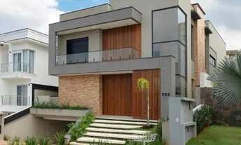 Imagem: Casa à venda em Santana de Parnaíba, Alphaville