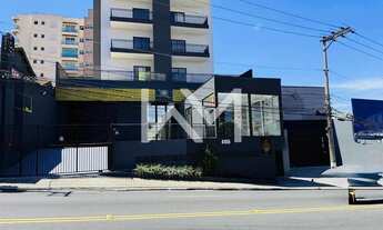 Imagem 2: Oportunidade Única de Locação Salão Comercial Premium na Vila Galvão (250 m²