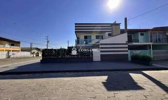 Imagem 2: Sobrado de esquina com piscina em Praia de Leste